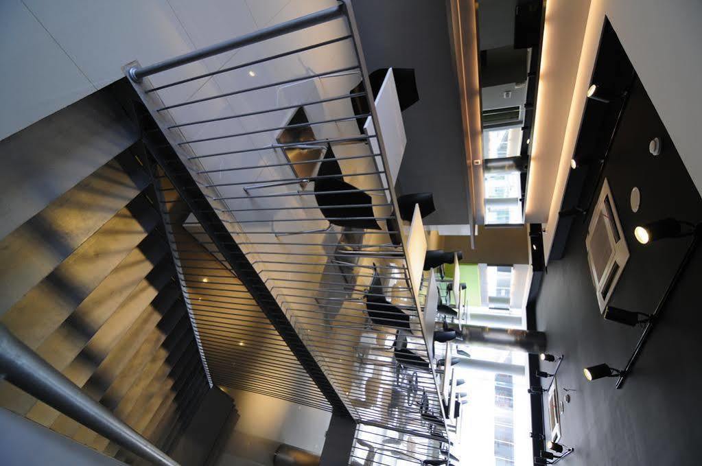 Swift Inn Aeropolis Airport Tangerang Exteriör bild